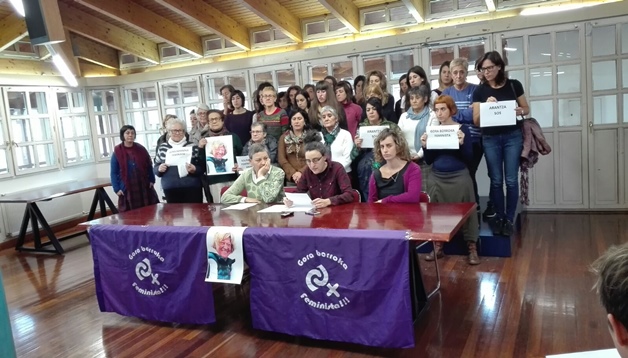IBAIZABAL: Mugimendu feministak Arantza Zuluetaren egoera salatu du