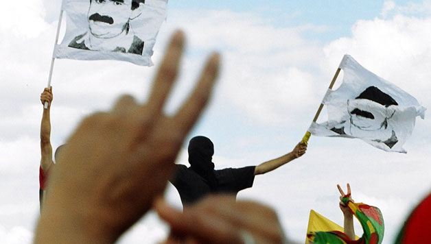 HIZPIDEA: Ocalan askatzeko eskatu dute milaka lagunek Estrasburgon
