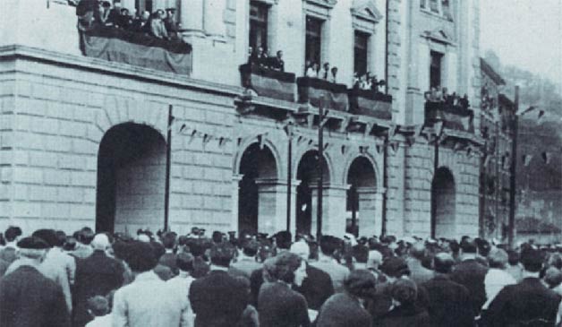 BEHIALAKO EGUN BATEZ: Espainiako Bigarren Errepublika