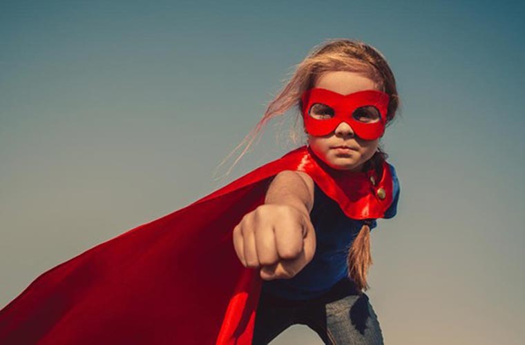 GAUR EZ DAGO ESKOLARIK: Badakizue gure artean superheroiak bizi direla?