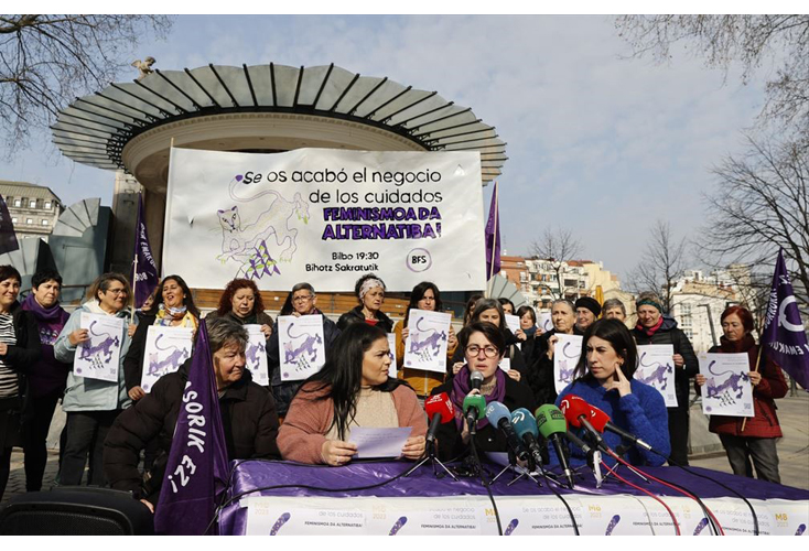 Bilboko Mugimendu Feministak zainketen merkantilizazioaren aurka kalera ateratzera dei egin du #martxoak8